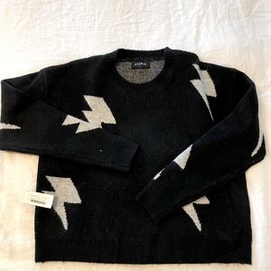 New with tag. Bought it for a gift for my niece and never gave it😬